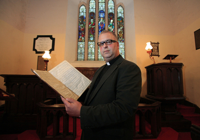 オバマ氏祖先の出身地アイルランドの小さな街も米大統領選を応援