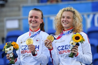 クレイチコバ/シニアコバ組が女子複で金 ベンチッチは2冠ならず