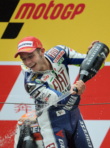 ロッシ 中国GPでシーズン初優勝