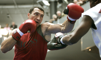 王者クリチコ 防衛戦を控えトレーニングを公開