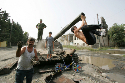 グルジア紛争、市街戦の爪あと