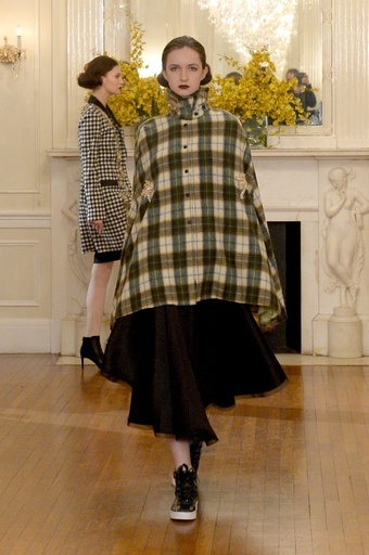 テーマは銃のない狩り、「ユナ ヤン」15/16年秋冬