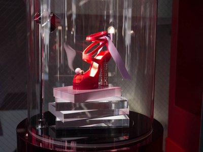 マキアージュ10周年記念ポップアップストア、11/29まで