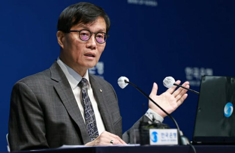 韓国銀行のイ・チャンヨン（李昌鏞）総裁＝韓国銀行(c)KOREA WAVE