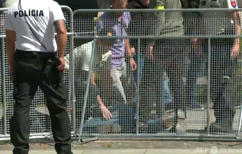 スロバキア首相、銃撃され重体 容疑者は71歳作家