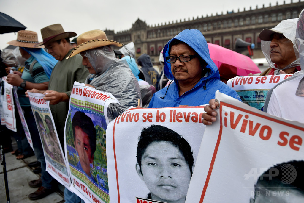 クリスマス祝う一家をギャング団が襲撃、警官ら7人射殺 メキシコ 写真1枚 国際ニュース:AFPBB News