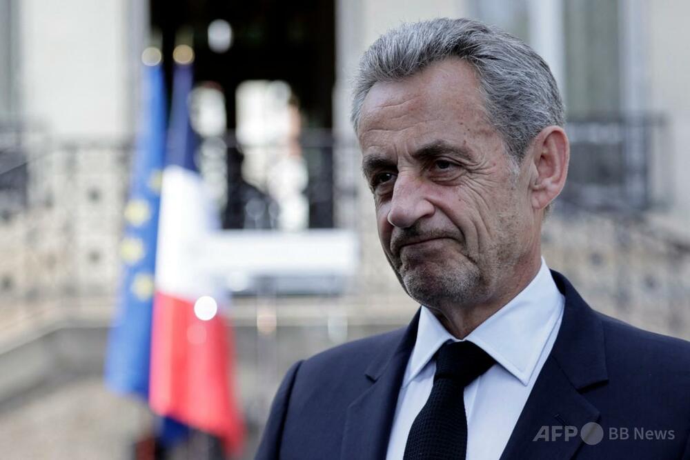 サルコジ元フランス大統領、レジオンドヌール勲章剥奪 写真1枚 国際