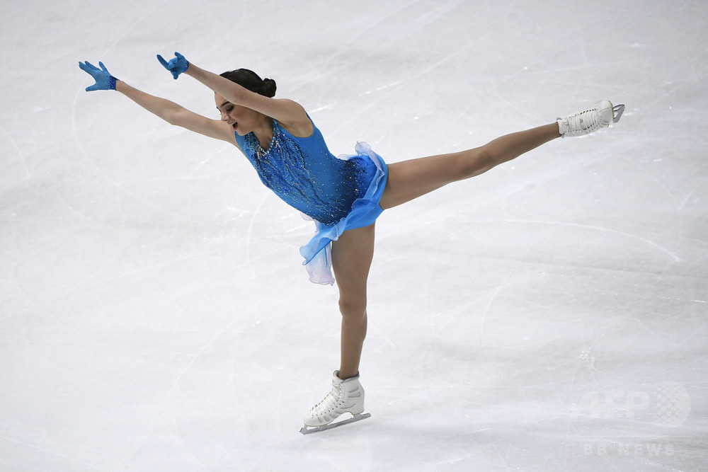 メドベデワとフェルナンデスがSP首位発進、フランス杯 写真23枚 国際ニュース：AFPBB News