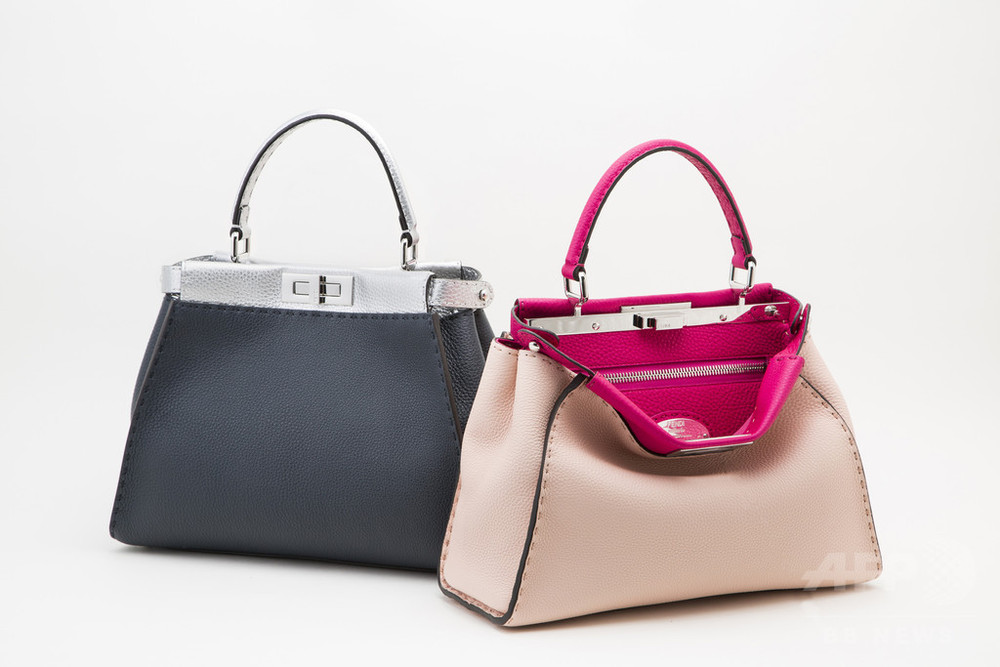 フェンディ」銀座店1周年、「GINZA」刻印の遊び心あふれる限定バッグ