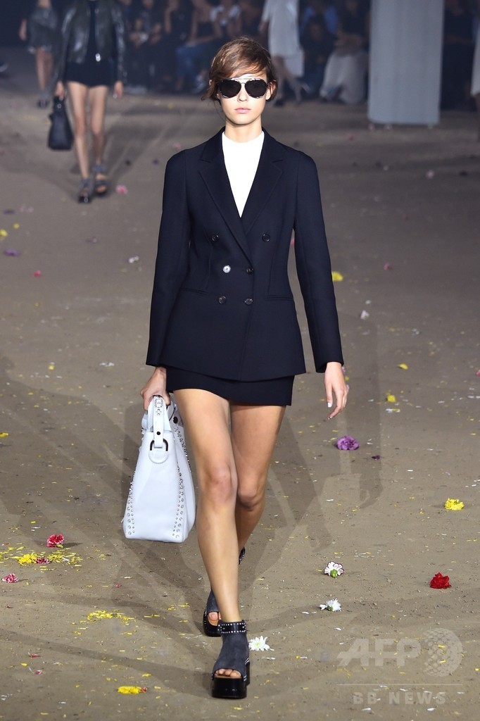 「3.1 フィリップ リム」17年春夏