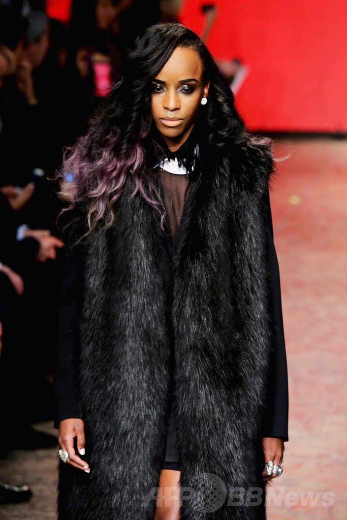 ＜14/15年秋冬NYコレクション＞DKNY