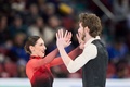 フィギュアスケート世界選手権、ペア・ショートプログラム（SP）。演技を終えたイタリアのサラ・コンティ/ニッコロ・マチー組（2024年3月20日撮影）。(c)Geoff Robins / AFP