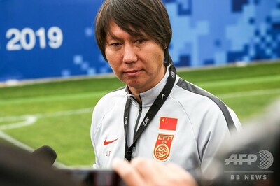 中国代表新監督に李鉄氏 エバートンなどでプレーした42歳 写真2枚 国際ニュース Afpbb News