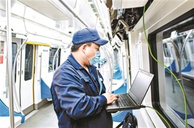 北京地下鉄燕房線で100%無人運転を実現