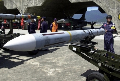 台湾 米国から対艦ミサイル60基購入