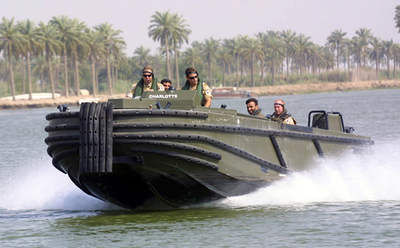 英兵拘束、イランに対する国際社会の反発高まる  - イラン