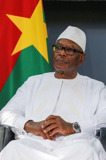 マリ大統領選、現職ケイタ氏が大差で再選 野党は異議