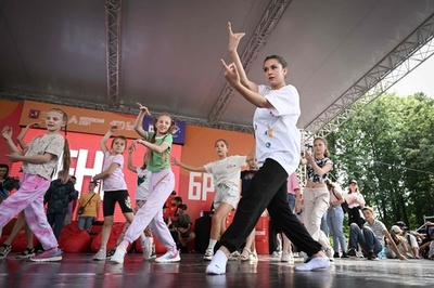 ワリエワがブレークダンス モスクワでイベント登場