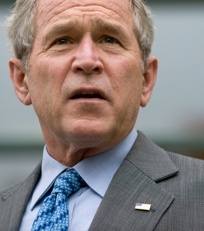 「ブッシュ大統領は弾劾されるべきだった」、米不動産王トランプ氏