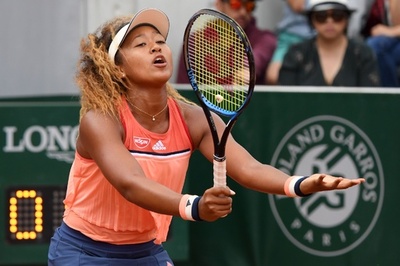 全仏3回戦進出の大坂、会場外ではプレイステーションに夢中