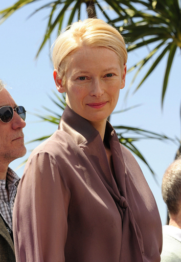 ティルダ・スウィントン、ファッション・ショートフィルムに出演