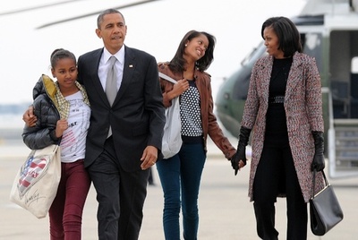 オバマ家の娘教育の秘けつ？「タトゥー入れるなら一家全員で」