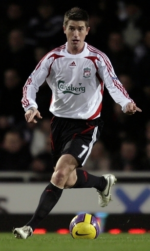 キューウェル リバプール退団へ