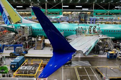 中国が機体受領停止 ボーイングCEO