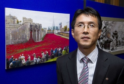 在英北朝鮮大使館で絵画展、「ロンドンも平壌も似ている」