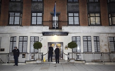 英キャサリン妃の吐き気、つわりではなく「妊娠悪阻」