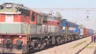 動画:貨物列車、運転士なしで走行70キロ 負傷者なし インド