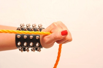 依頼されたSM行為で客が死亡、売春婦に有罪判決 オーストリア