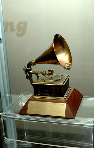 カナダのポルカ王、グラミー賞のカテゴリー撤廃を批判