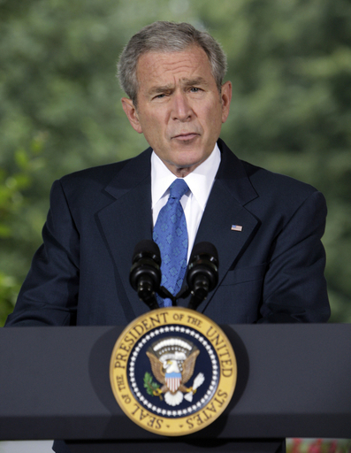 イラク駐留米軍兵士の任務期間短縮、さらなる兵力削減も 米大統領