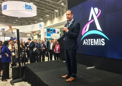 NASA「アルテミス」計画、月面着陸する飛行士の国籍は出資額次第