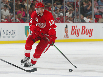 レッドウィングス プレシーズンマッチでペンギンズを降す