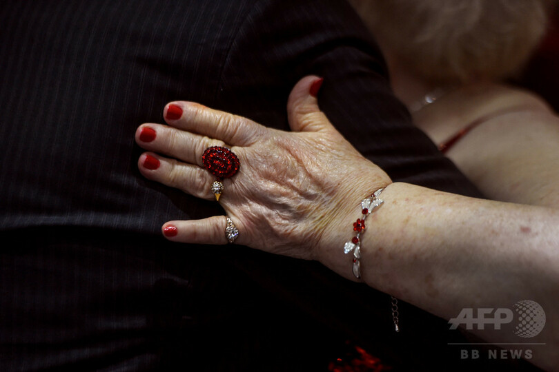 82歳と90歳でタンゴ世界選手権出場、「私たちこそ正統派」の誇り アルゼンチン