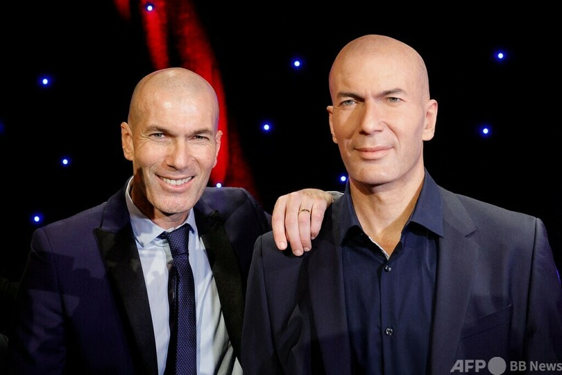 どっちが本物？ ジダン氏のろう人形お披露目 仏