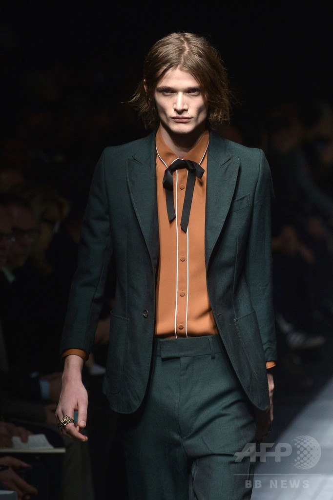 フリーダ退任後初のコレクション、「グッチ」15/16年秋冬メンズ