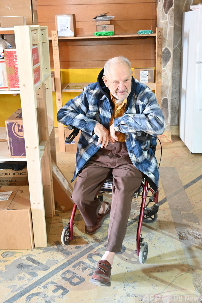 米カナダ国境またぐ家で小包手渡し コロナ禍で大忙し