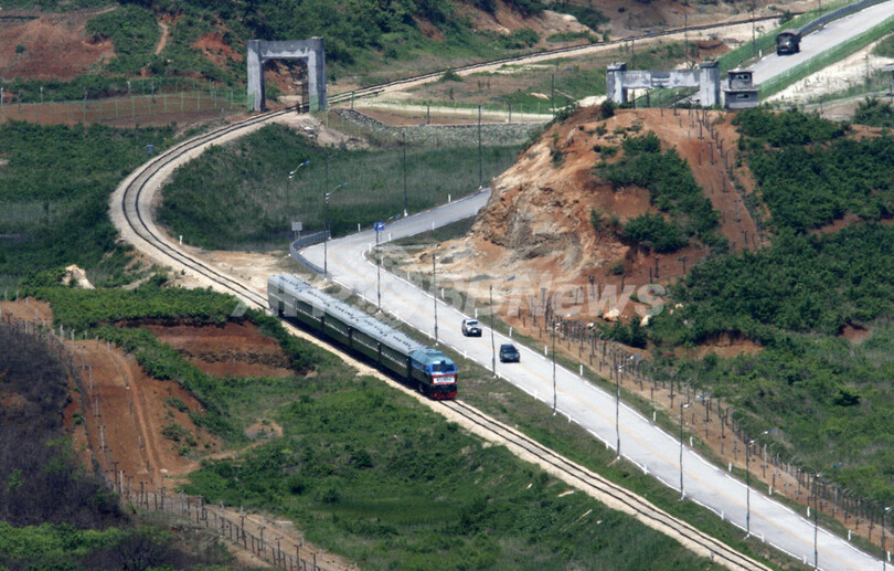 朝鮮戦争以来初めて、南北縦断鉄道が運行 - 韓国