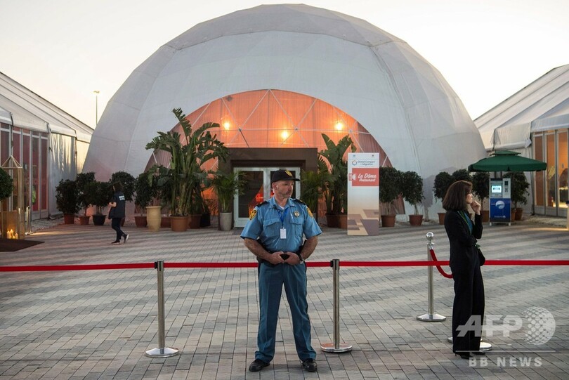 国連、「移民協定」を採択 不参加表明相次ぐ中