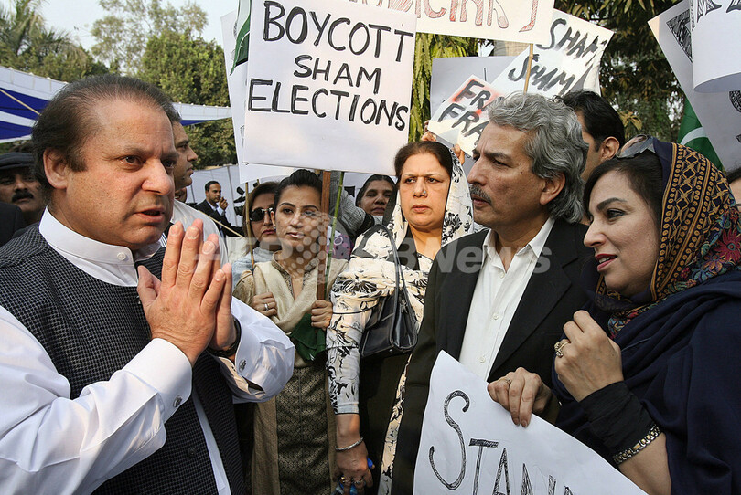 ブット元首相のPPPは総選挙参加へ、今後ボイコットの可能性も