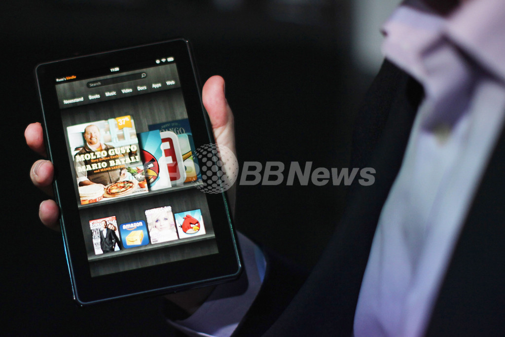 アマゾンのタブレット「キンドル・ファイア」、賛否両論のスタート アマゾンのタブレット「キンドル・ファイア」、賛否両論のスタート