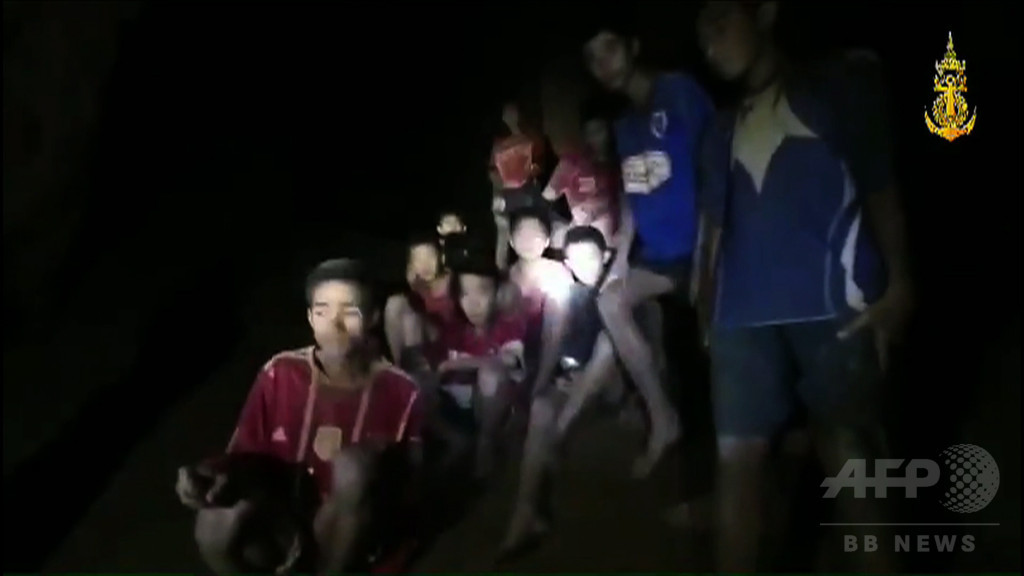 タイ洞窟閉じ込め、軍が4か月分の食料搬送へ ダイビングの訓練も タイ洞窟閉じ込め、軍が4か月分の食料搬送へ ダイビングの訓練も