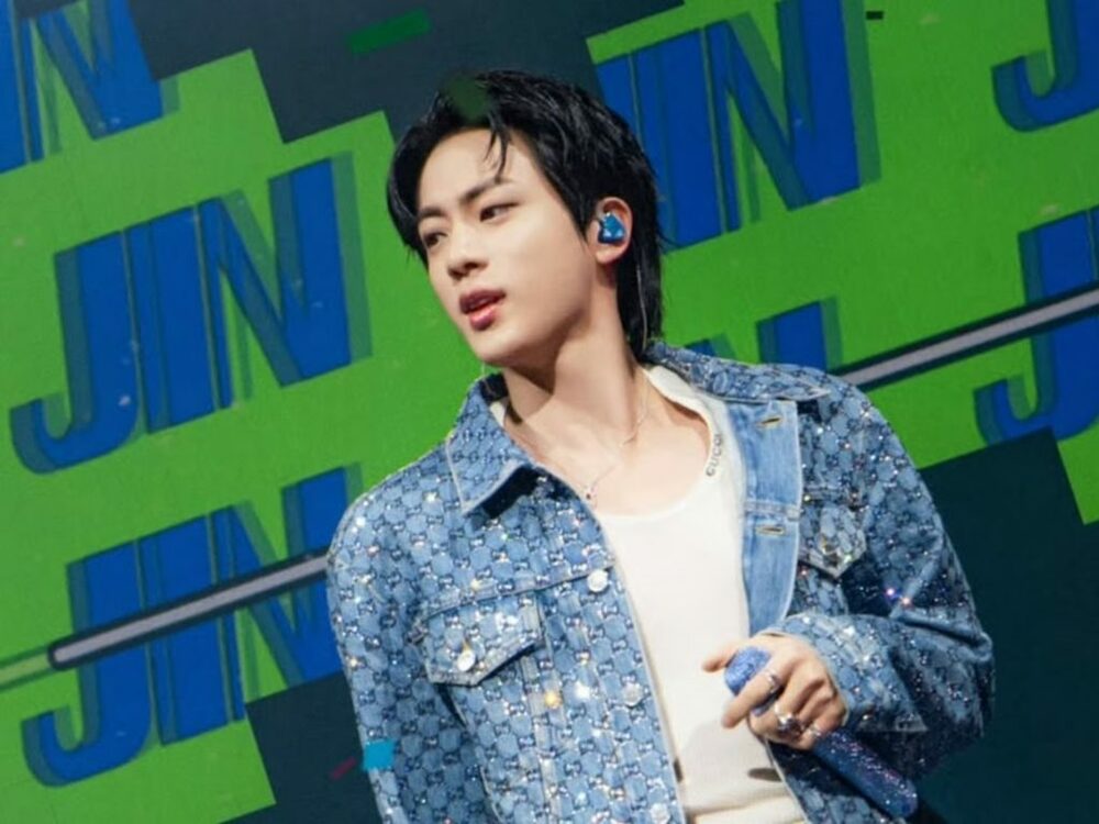 BTSジン、アイドルピックで3冠達成 8月のベストアーティストに 写真枚