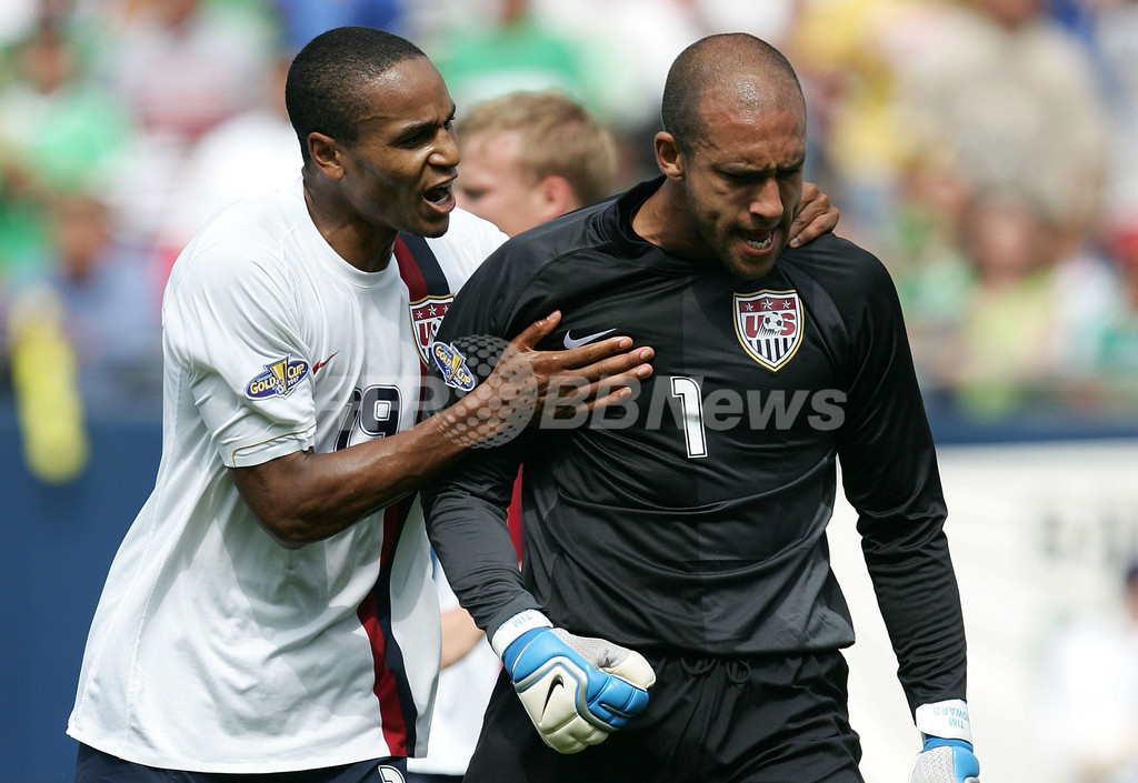 メキシコ代表　サッカーユニフォーム　ハレド・ボルヘッティ 米国 メキシコを降しゴールドカップ制覇 写真27枚 ファッション