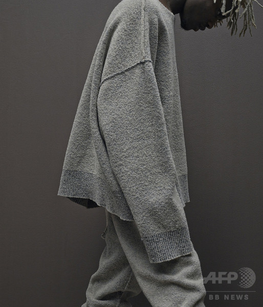 カニエ×アディダス オリジナルス「イージー シーズン 1」、世界同時発売