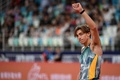 陸上ダイヤモンドリーグ第1戦中国・アモイ大会。男子棒高跳びで世界新記録となる6メートル24を跳んだアルマンド・デュプランティス（2024年4月20日撮影）。(c)AFP