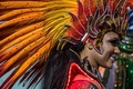 ブラジルのリオデジャネイロ（Rio de Janeiro）で行われた2014年のリオのカーニバルのクイーンとキング・モモ（King Momo）を選ぶイベントでパフォーマンスを披露する女性（2013年11月8日撮影）。(c)AFP/YASUYOSHI CHIBA